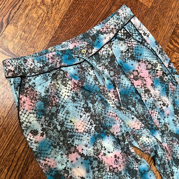 Zadig & Voltaire python floral parone camou pull on trouser - Picture 4 of 6